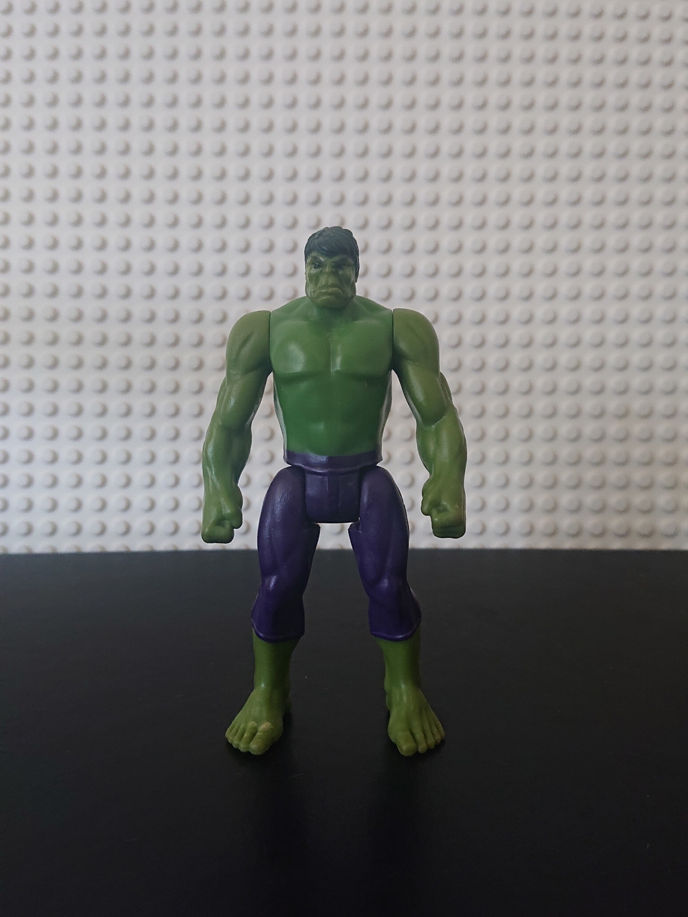 Marvel Hasbro - The Incredible Hulk 4" Action Figure